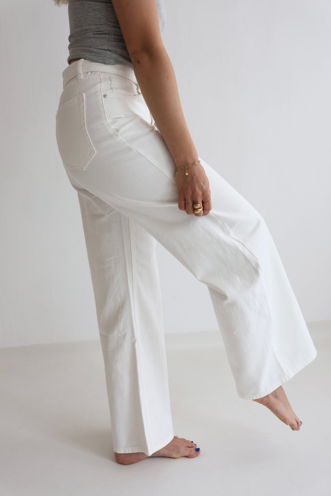White Barrel Waistband Jeans