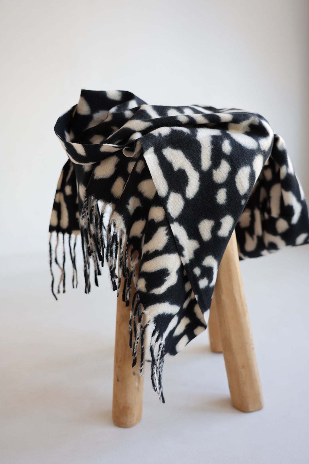 Langer Schal Leo Love