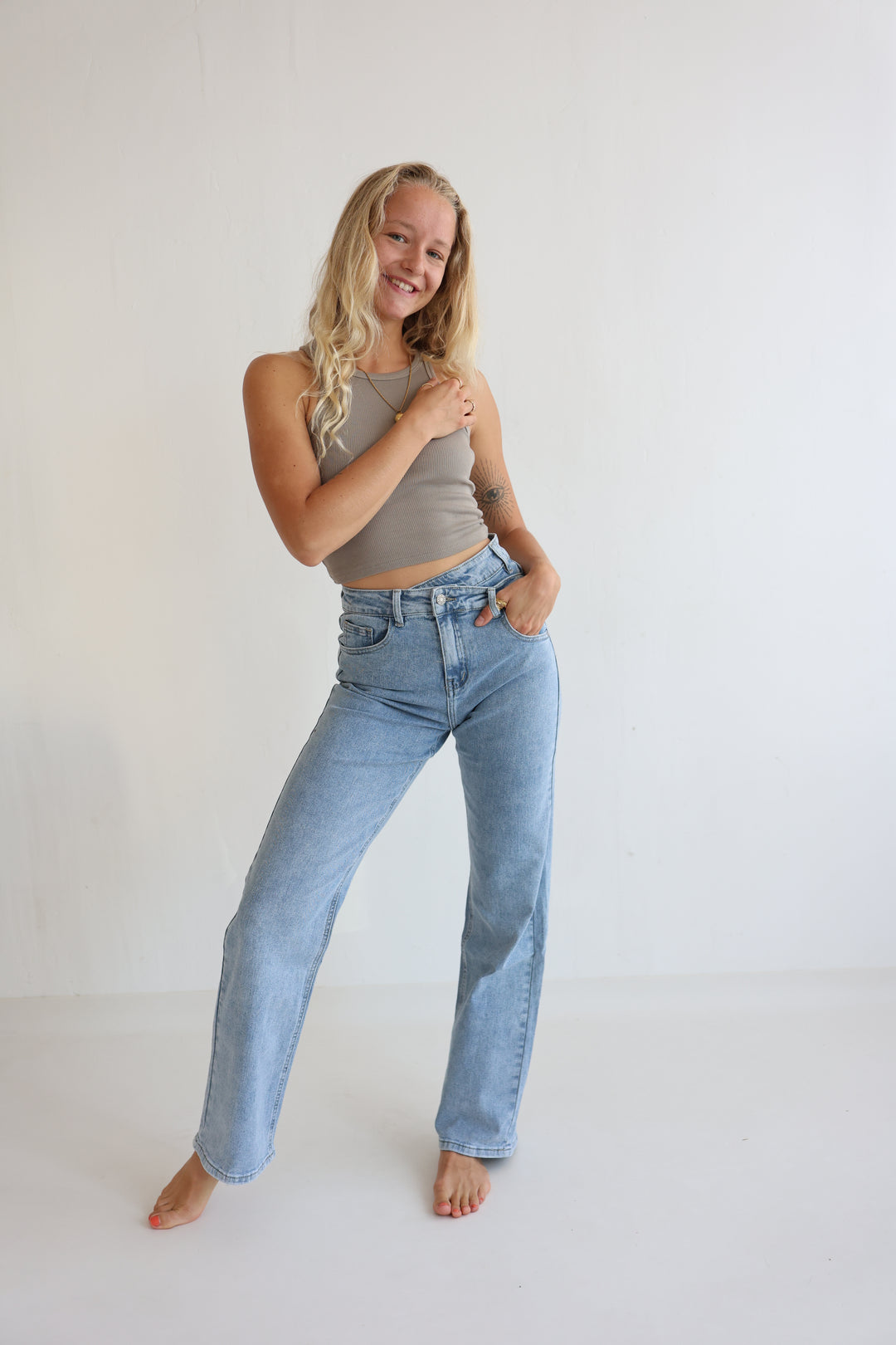 Asymmetrische Straight Fit Jeans Nova