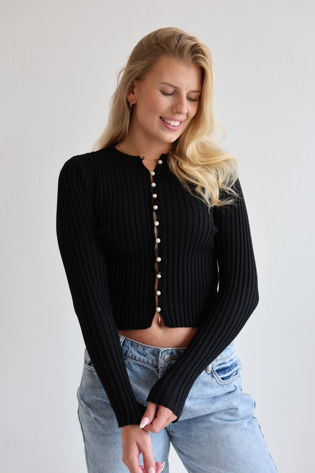 Pearl Line Cardigan