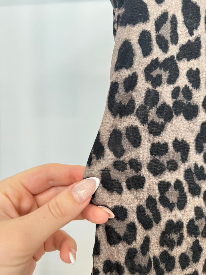 CASHMERE TOP WILD LEO CHOCOLATE (B-WARE)