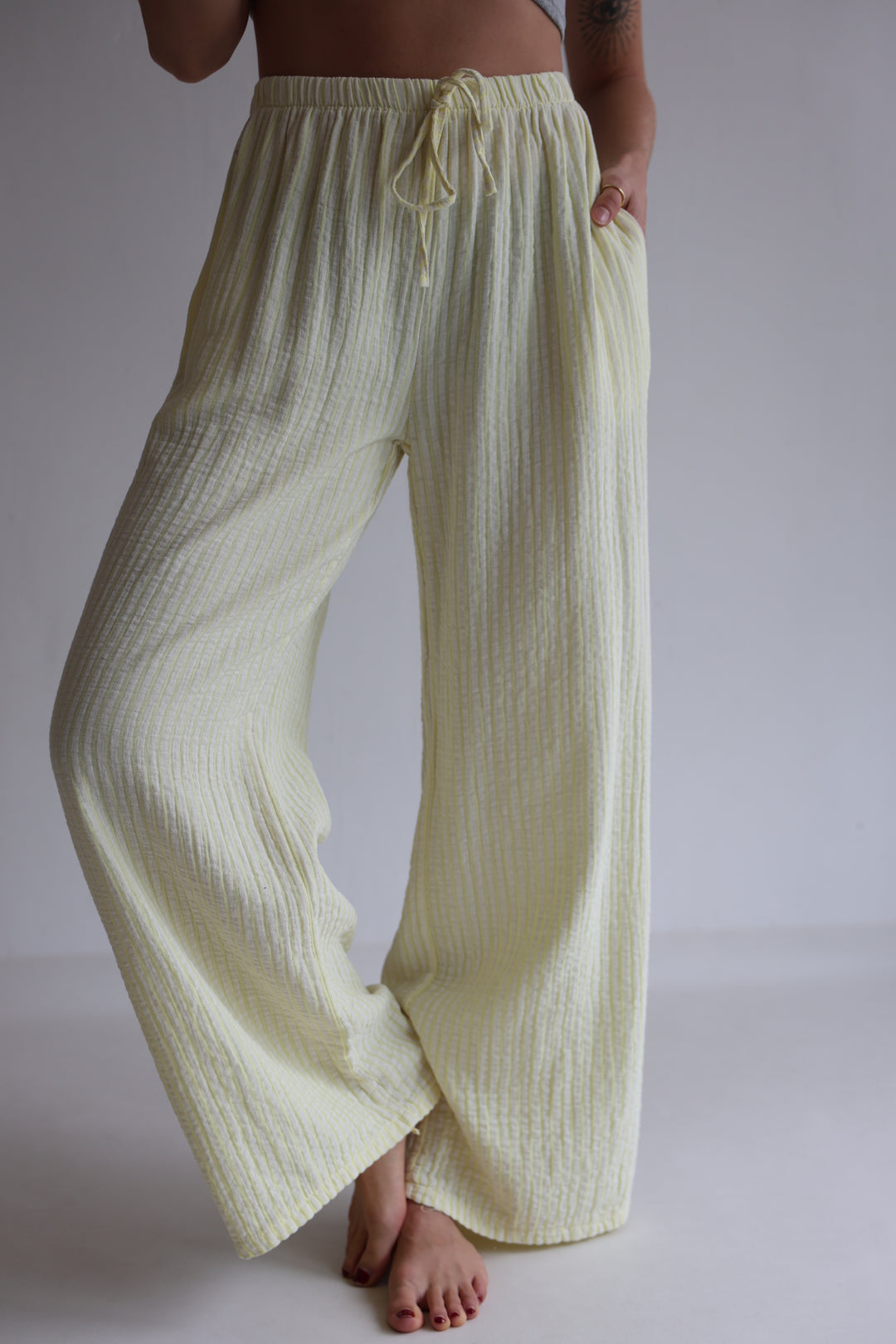 Lange Musselinhose mit Streifen Little Lines