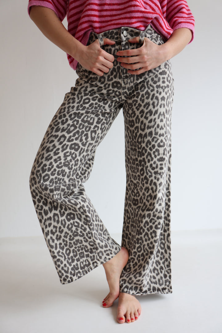 Short Wide Leg Jeans Leo Love