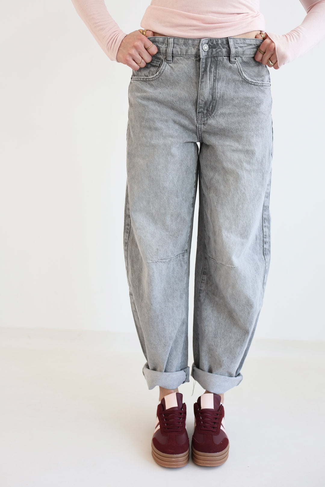 Barrel Fit Daily Jeans