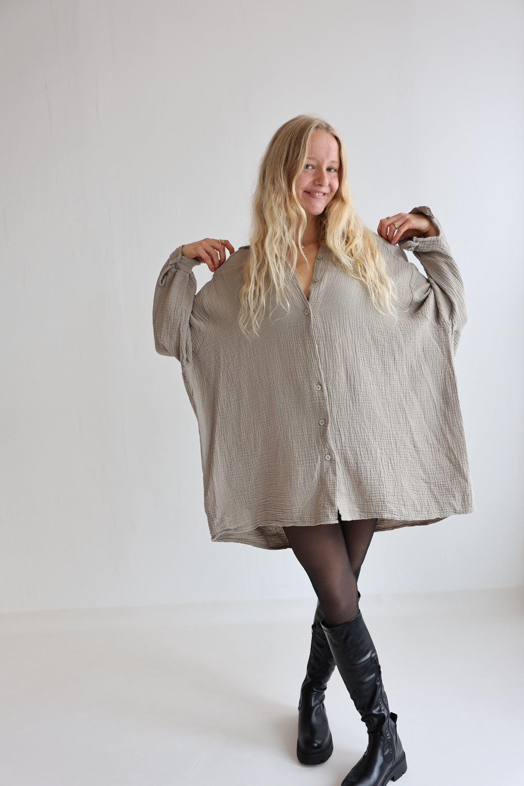 Oversize Blusenhemd aus Musselin (einfarbig)