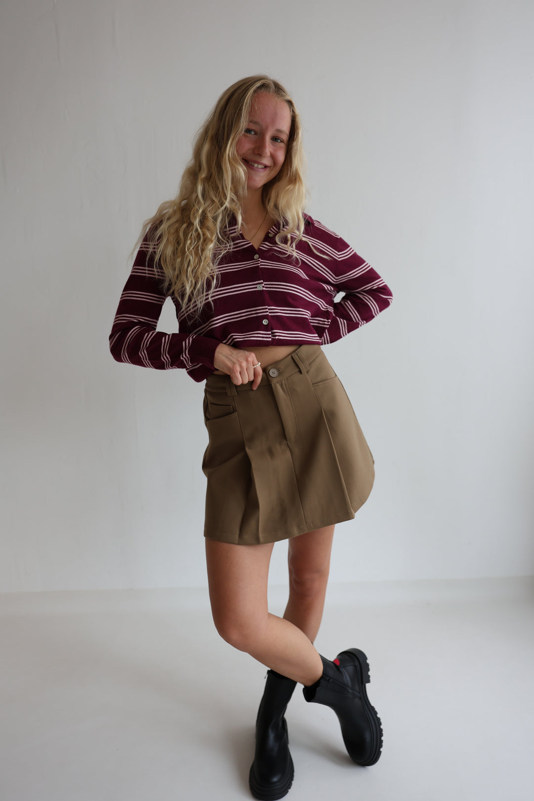 Kurzer Faltenrock Romina