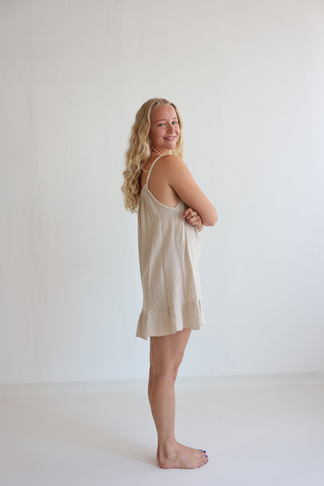 Musselinkleid mit Mini-Volant Hailey