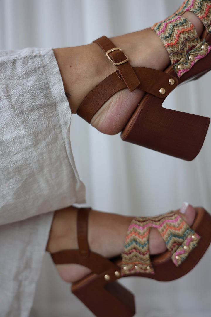 Plateau Sandale aus Leder Amber