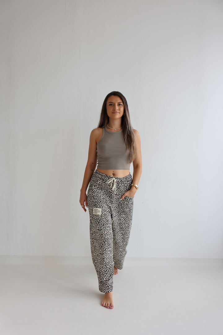 Sweatpants mit Leoprint Everyday