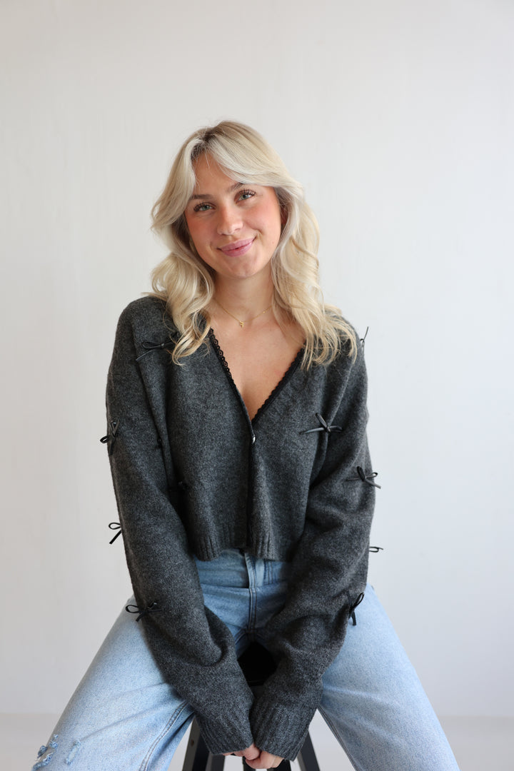 Cardigan Black Bows