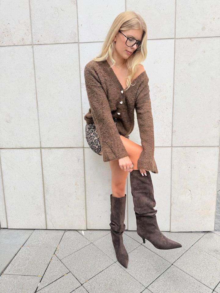 Kuscheliger Cardigan mit Herzknöpfen Tara