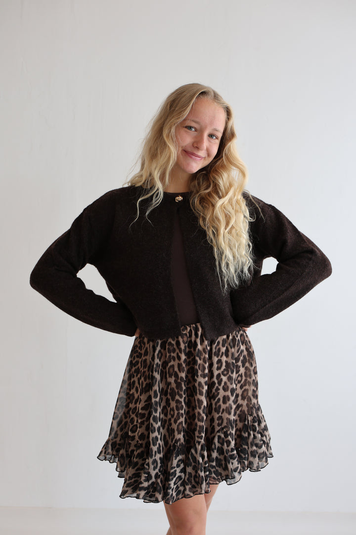 Cardigan Halo Button