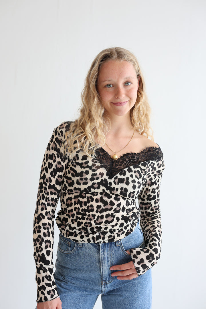 Cashmere Longsleeve Mesh Lace