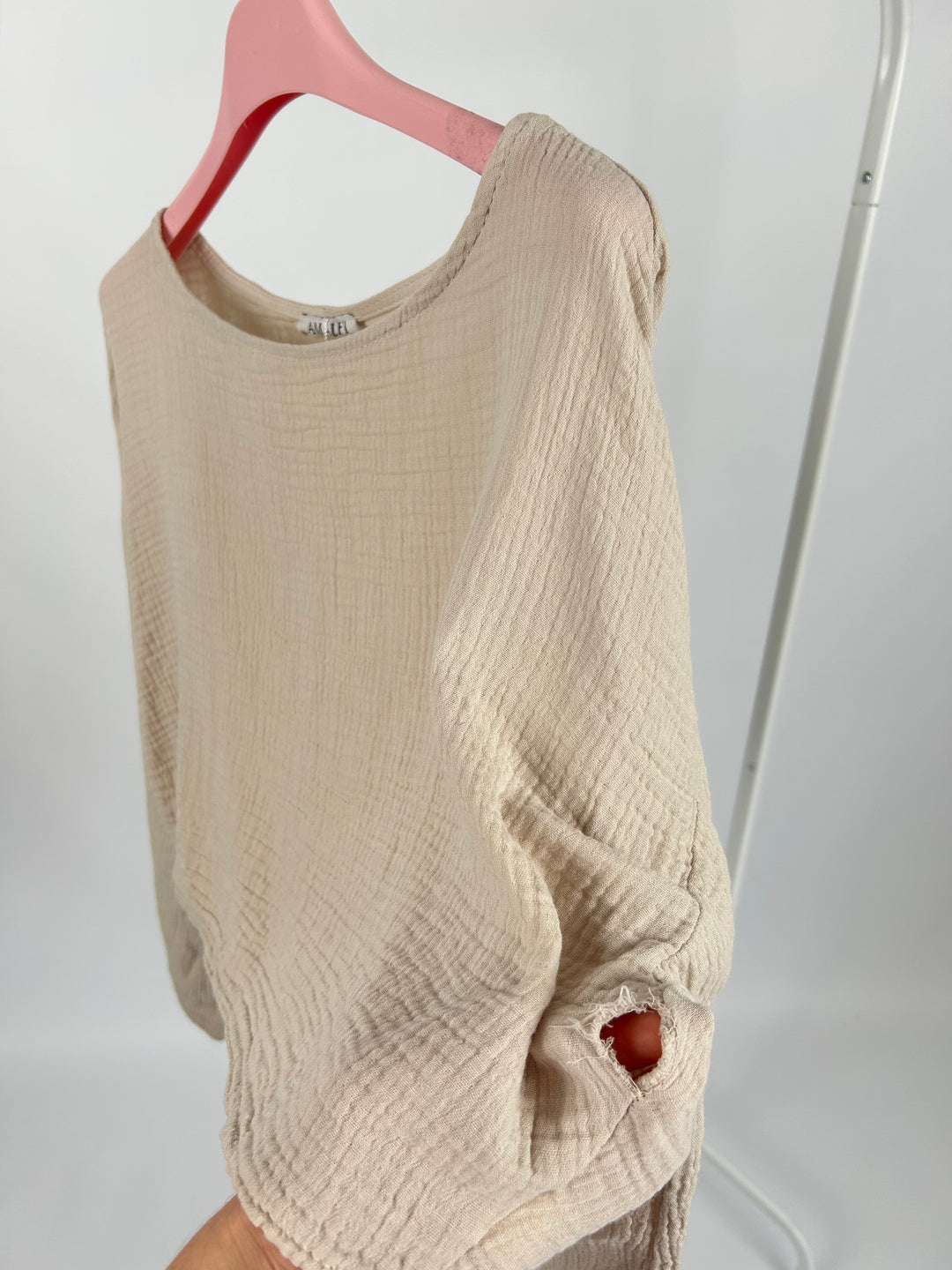 OFF-SHOULDER MUSSELINSHIRT LIZ BEIGE EINHEITSGRÖSSE (B-WARE)