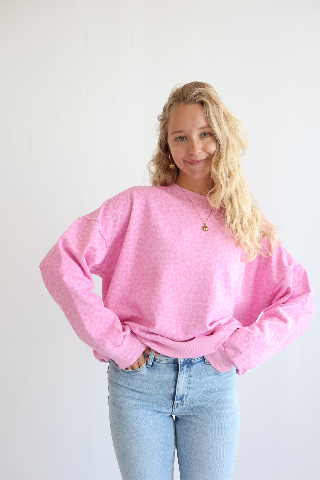 Sweater mit Leoprint