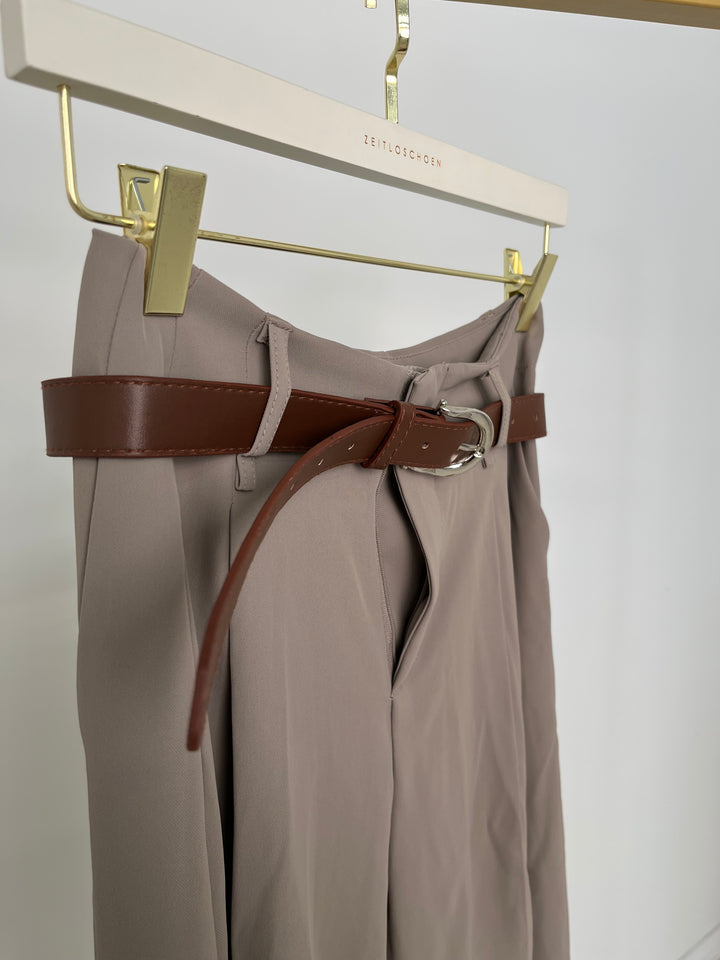 BUNDFALTENHOSE MIT GÜRTEL ANNA STONE GR. S / 36 (B-WARE)