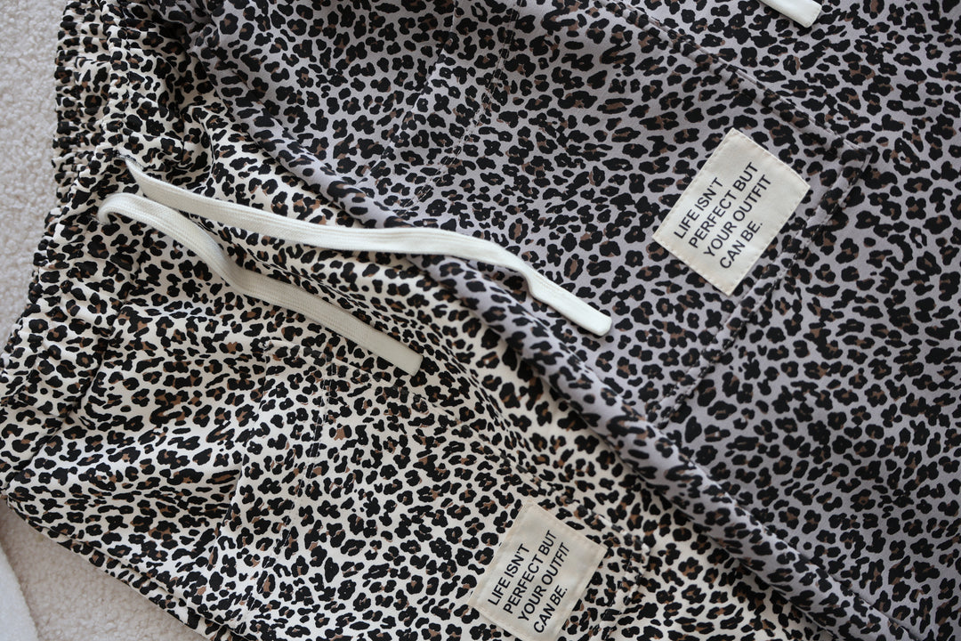 Sweatpants mit Leoprint Everyday