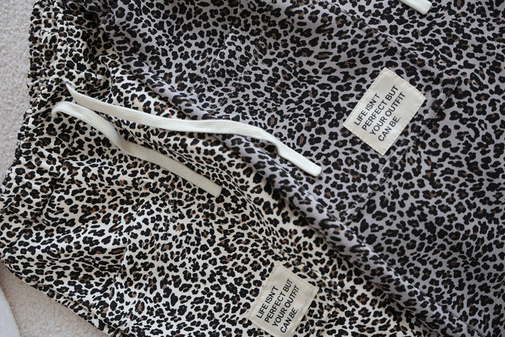 Sweatpants mit Leoprint Everyday
