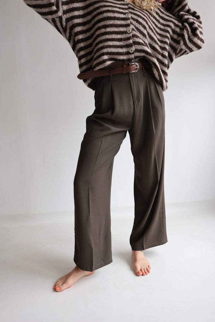 Bundfaltenhose mit Gürtel Anna