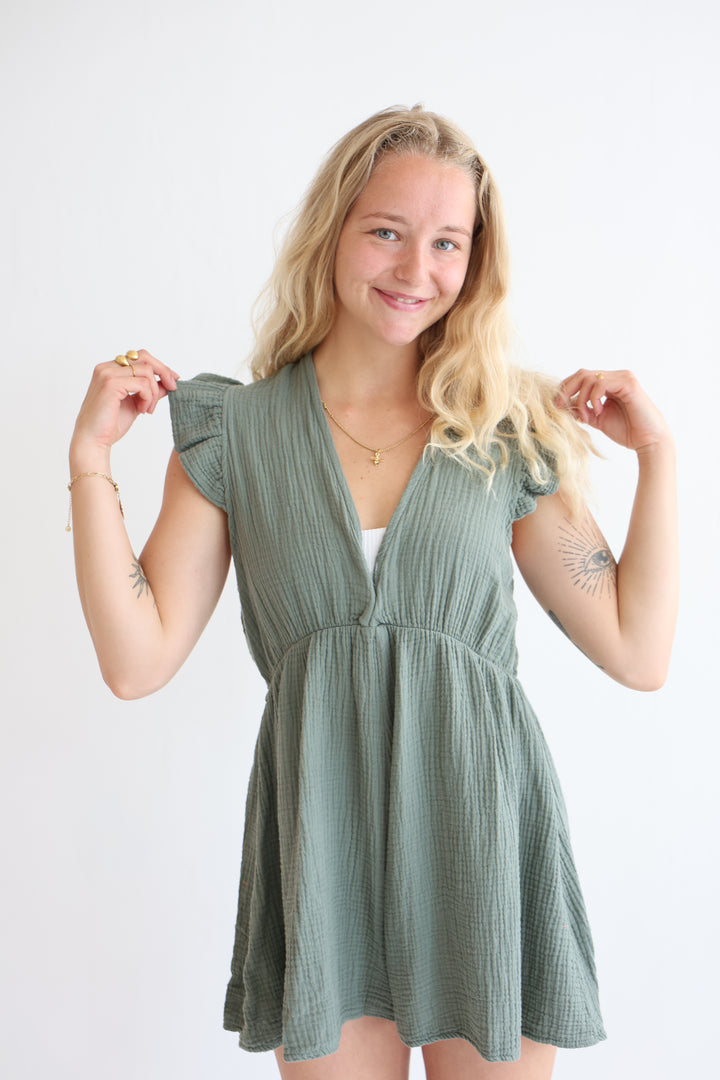 Musselin-Jumpsuit mit Rüschen