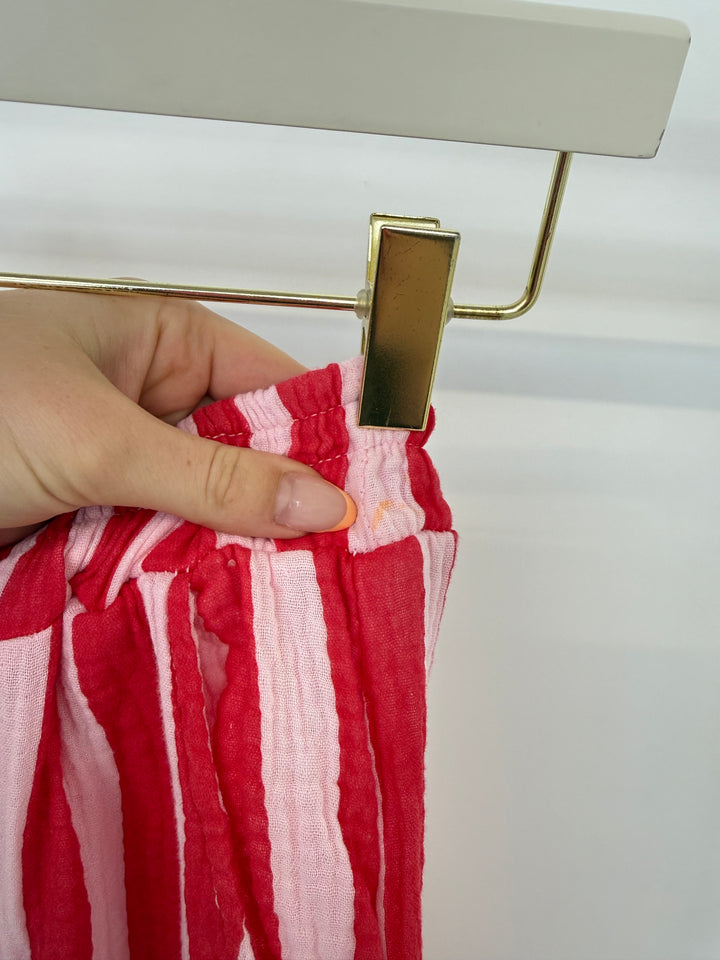 GESTREIFTE HOSE AUS MUSSELIN ROT (B-WARE)