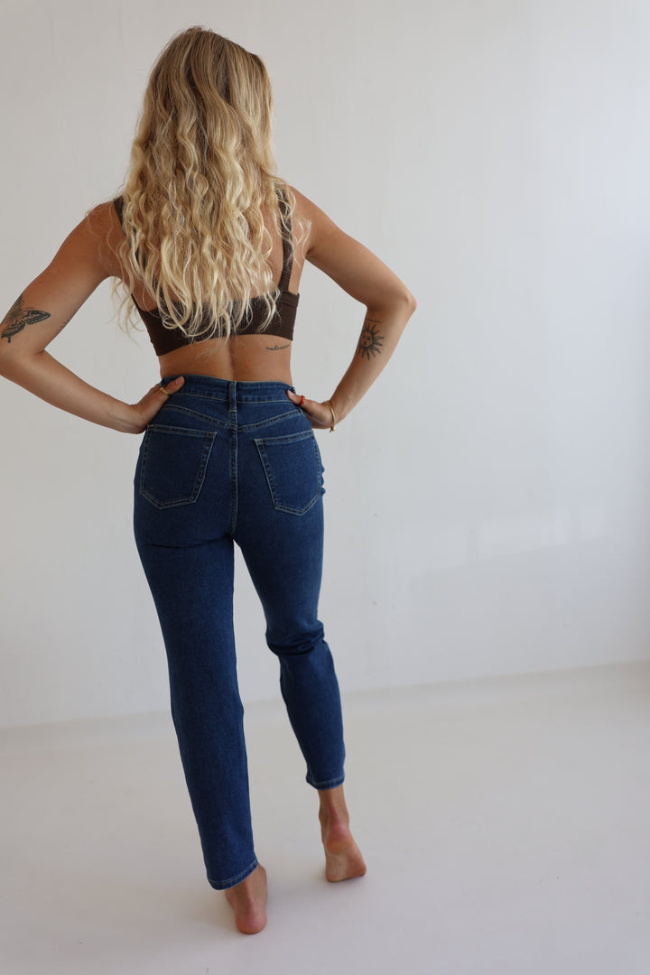 Mom Jeans Dark Blue Days