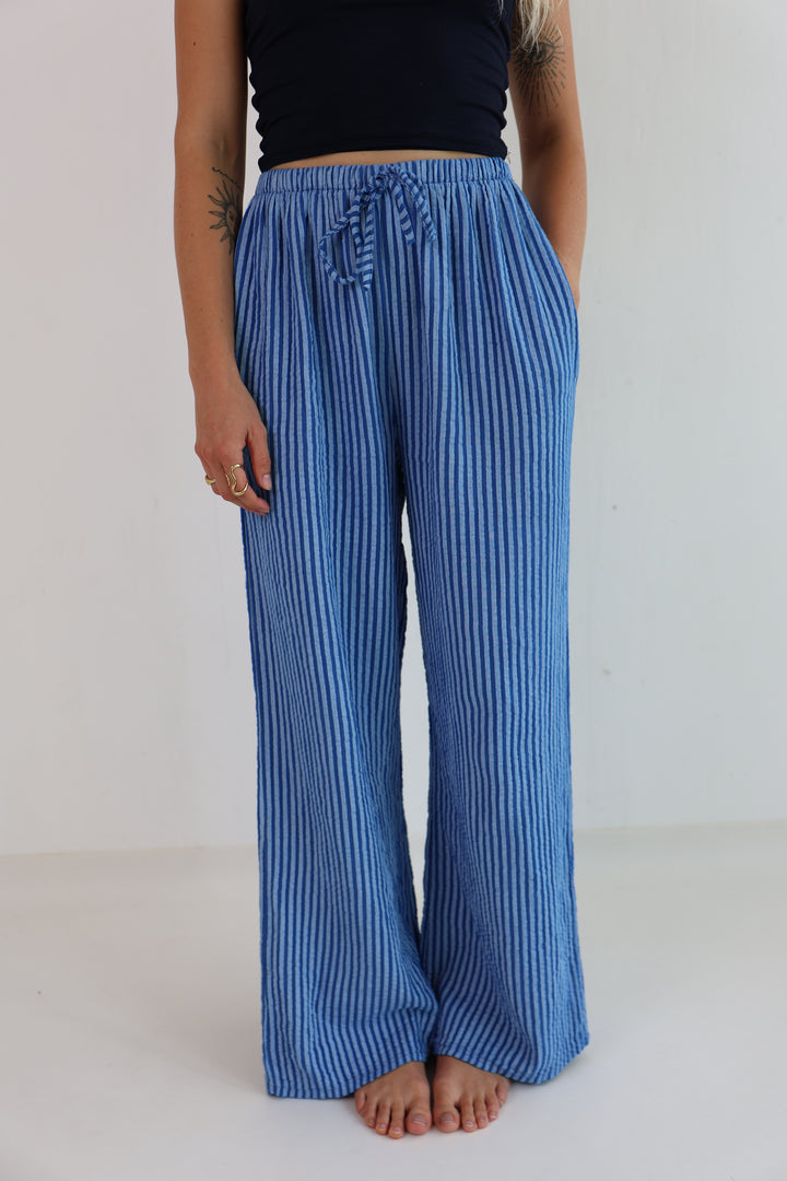 Lange Musselinhose mit Streifen Little Lines