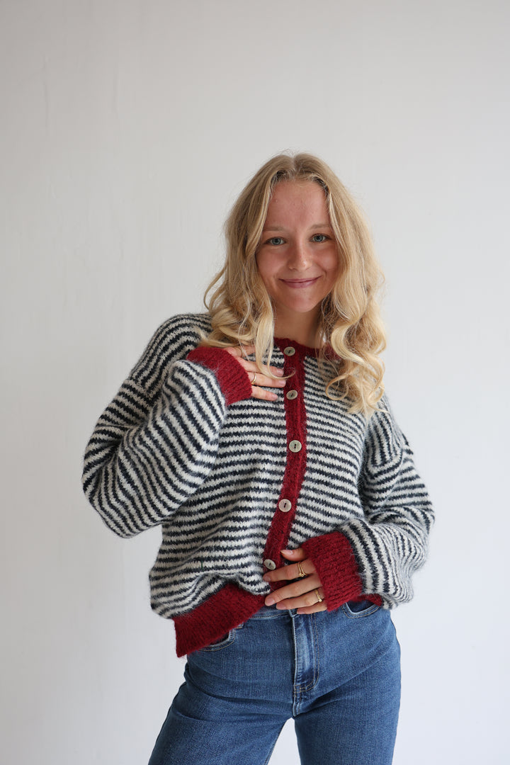 Gestreifter Cardigan Moodline Knit