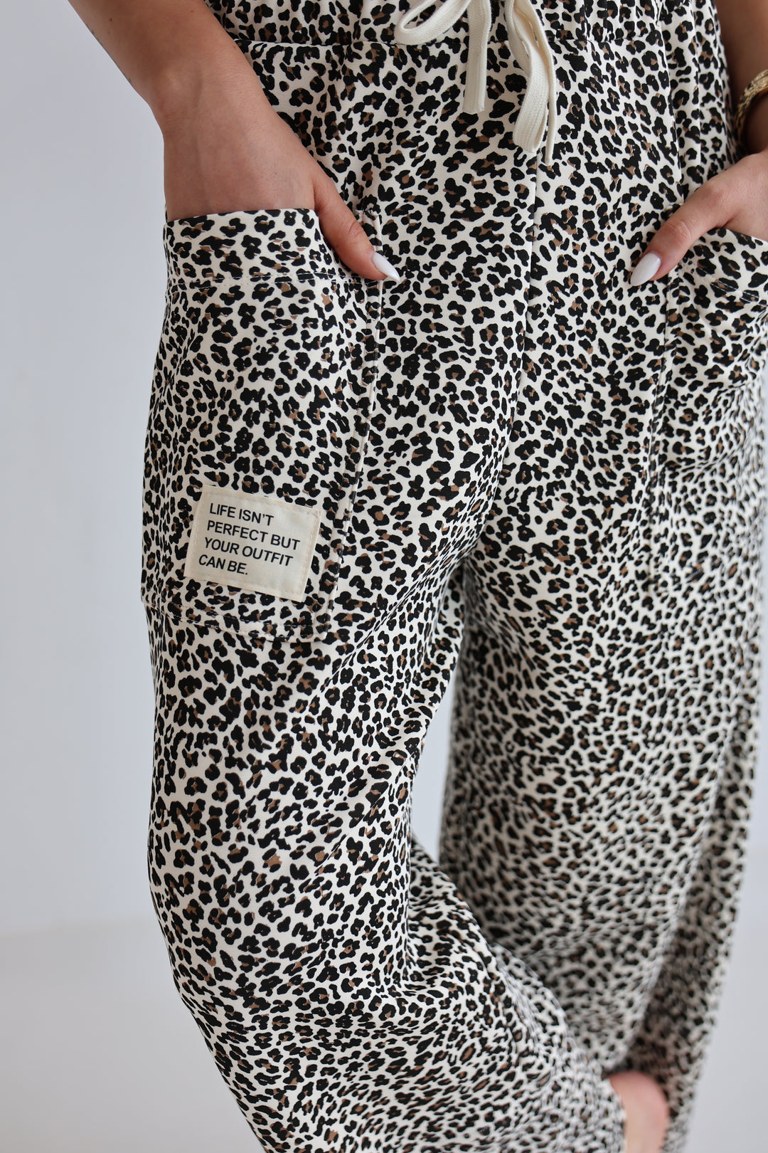 Sweatpants mit Leoprint Everyday