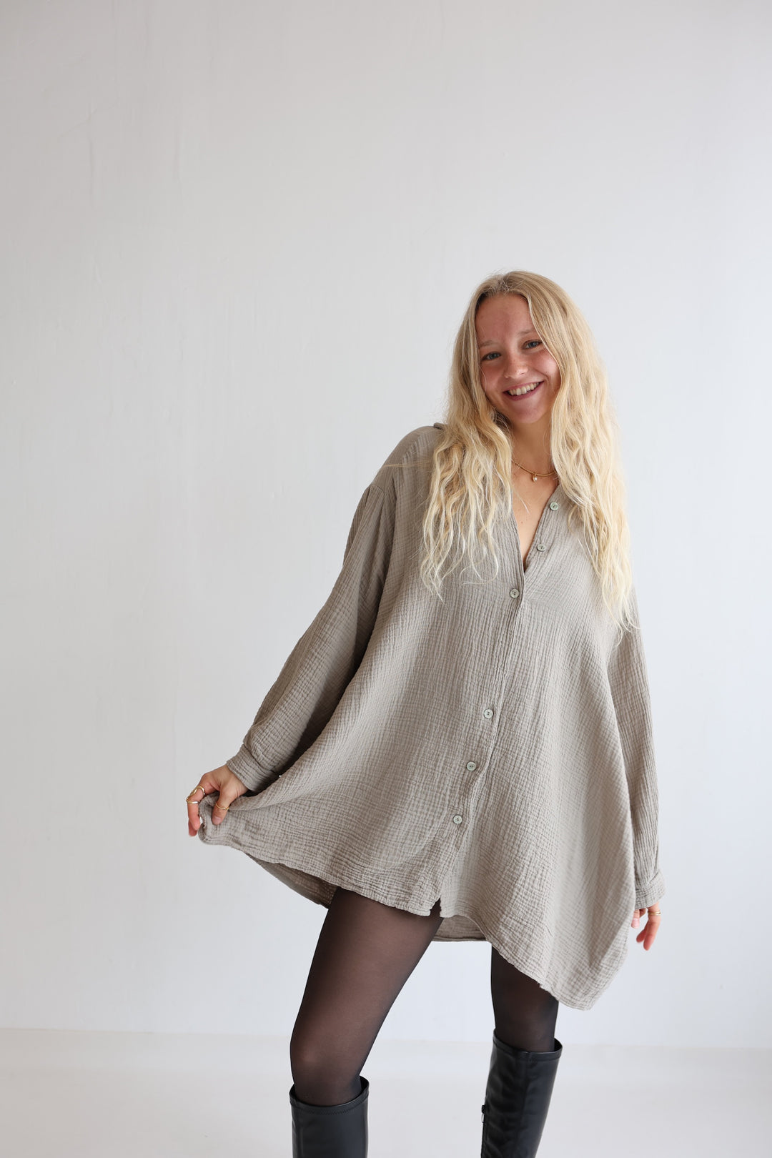 Oversize Blusenhemd aus Musselin (einfarbig)