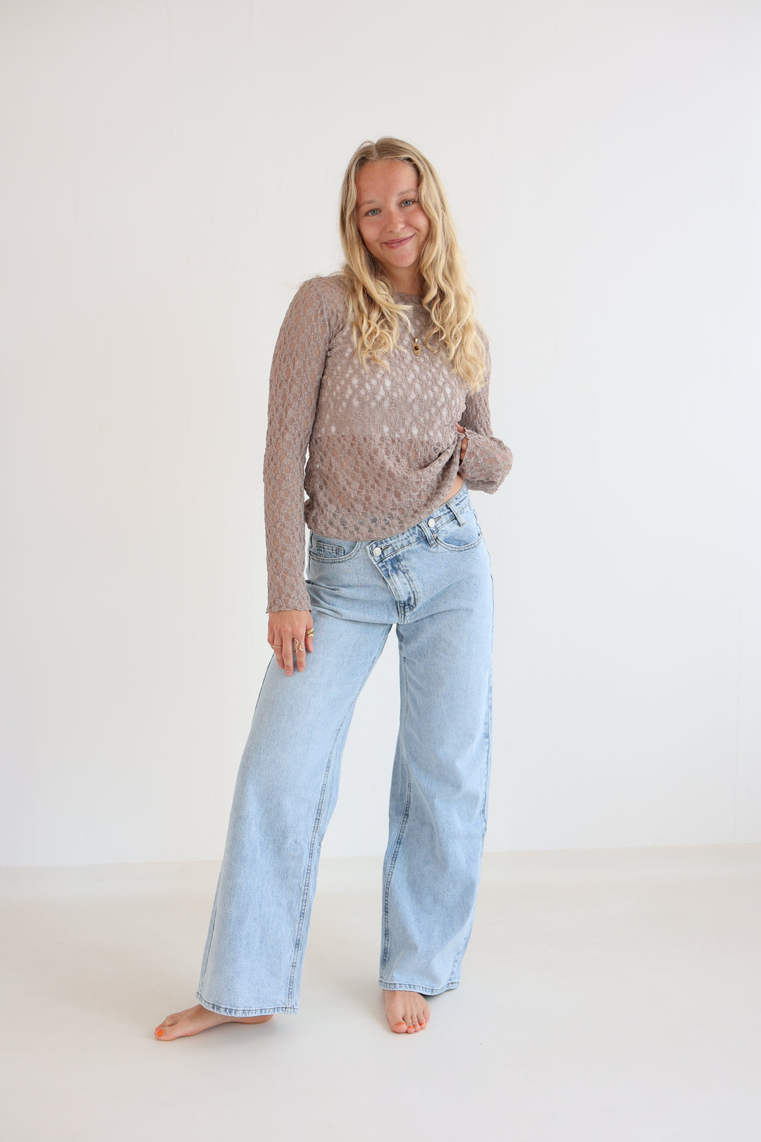 Asymmetric Straight Fit Jeans Nova