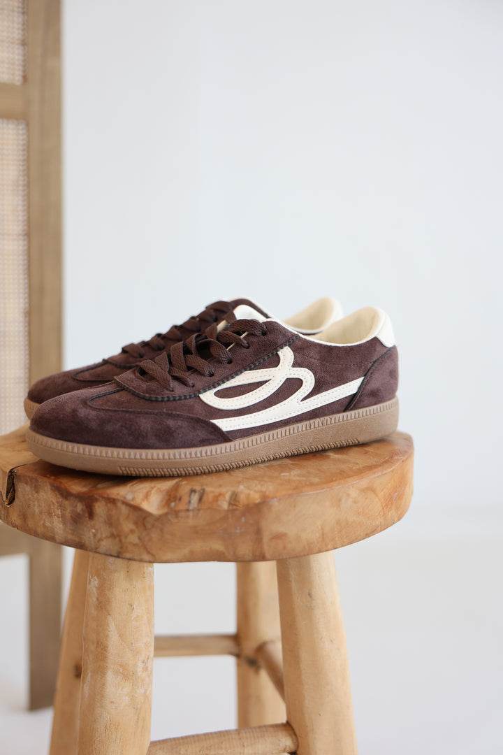 City Pace Sneakers