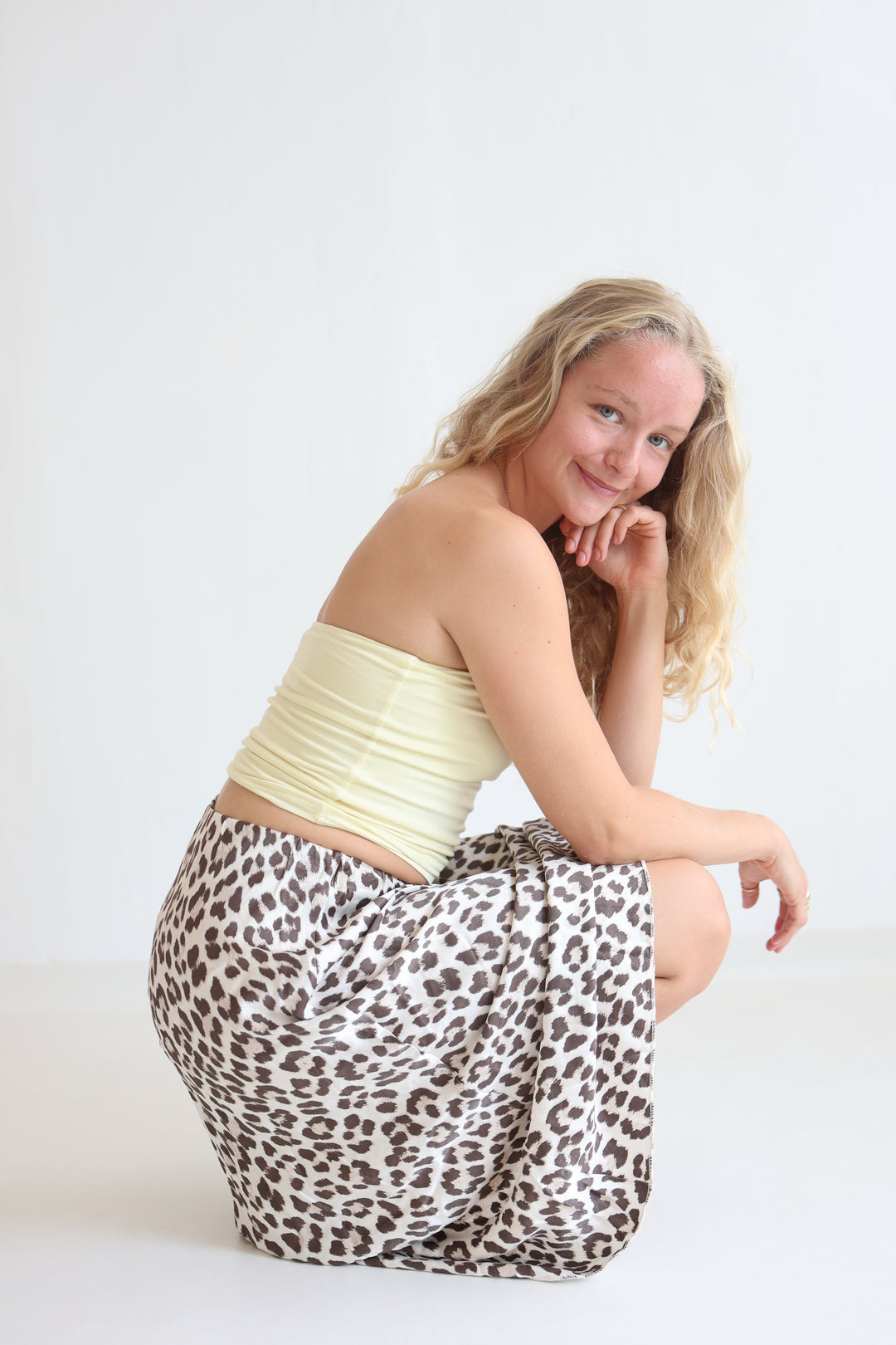 Langer Rock mit Leoprint Lion