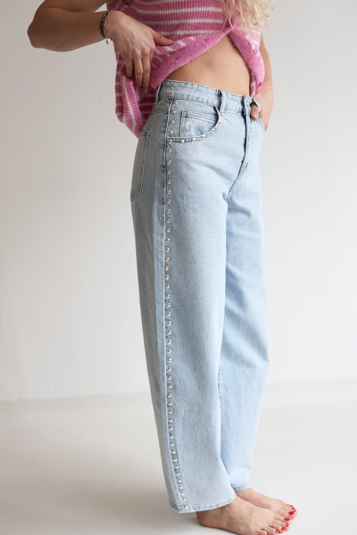 Barrel Rivet Jeans