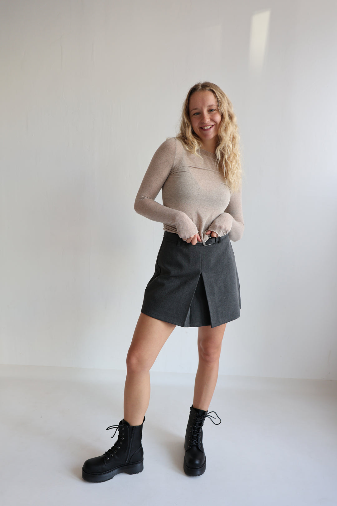 Kurzer Hosenrock mit Gürtel Britney