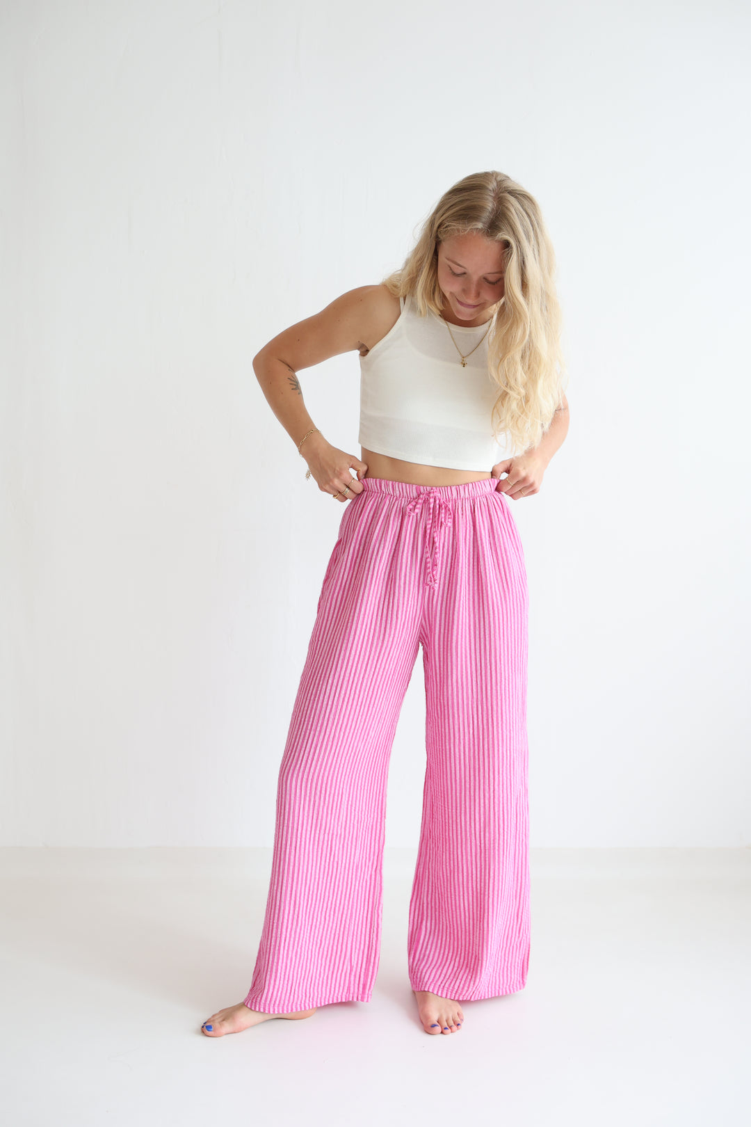Lange Musselinhose mit Streifen Little Lines