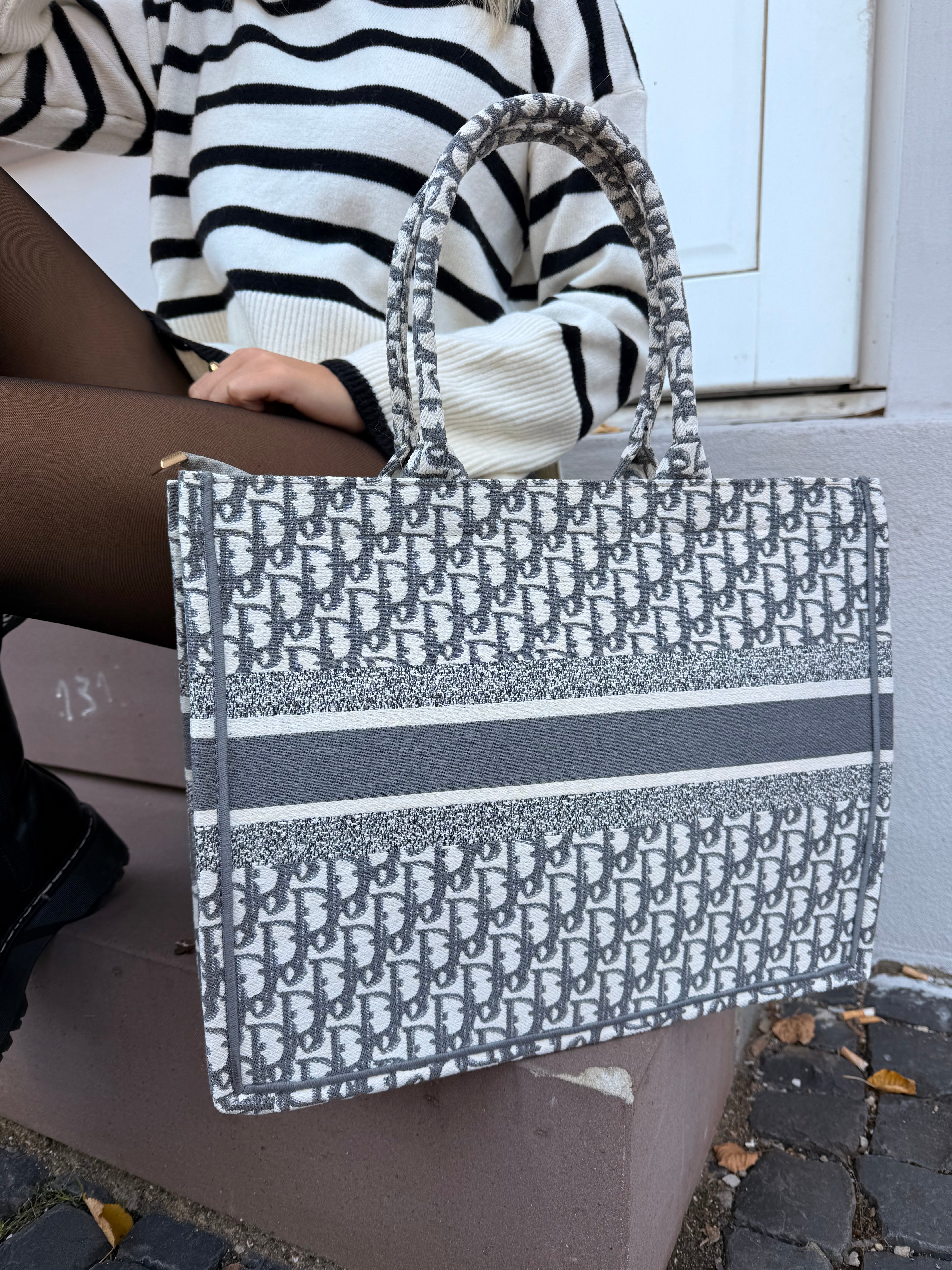 Tote bag expensive deals