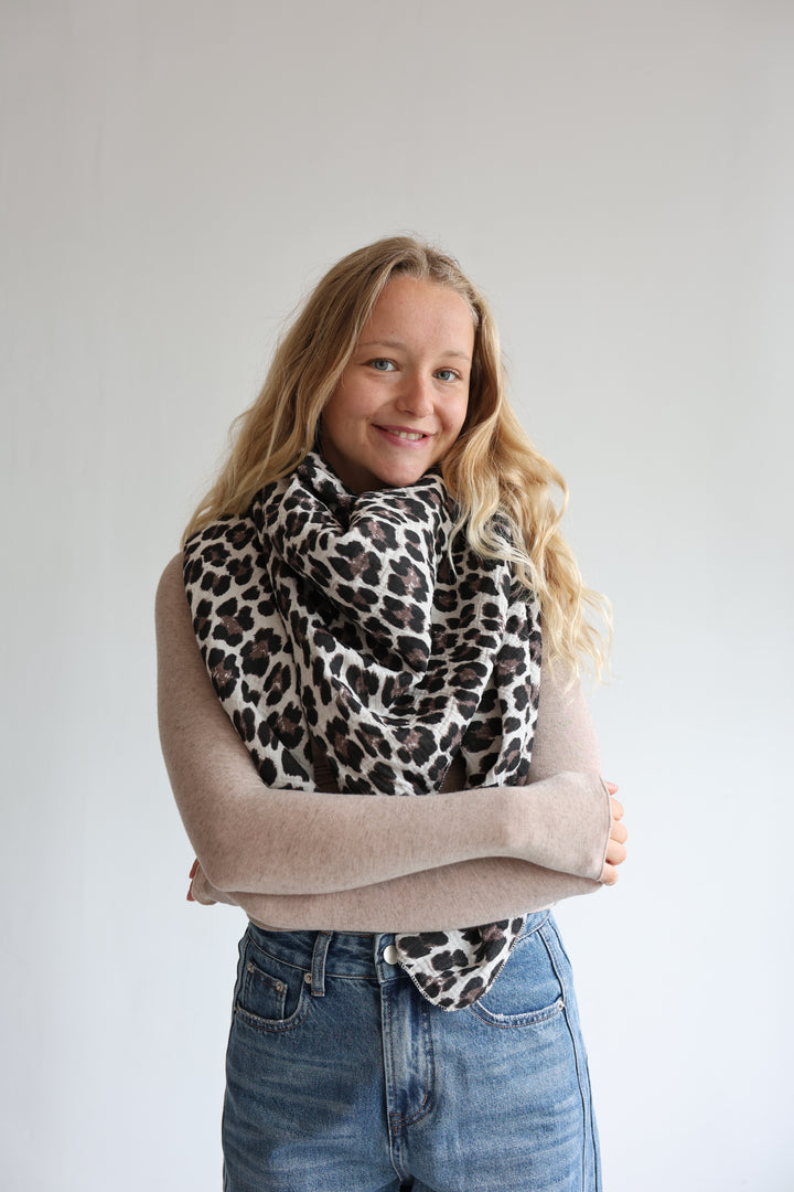 Großes Musselintuch mit Leoprint