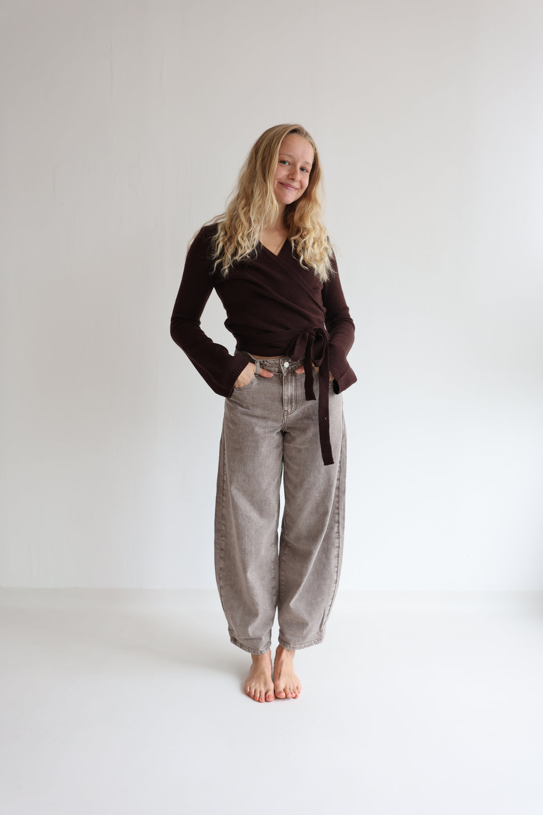 Barrel Fit Mocca Jeans