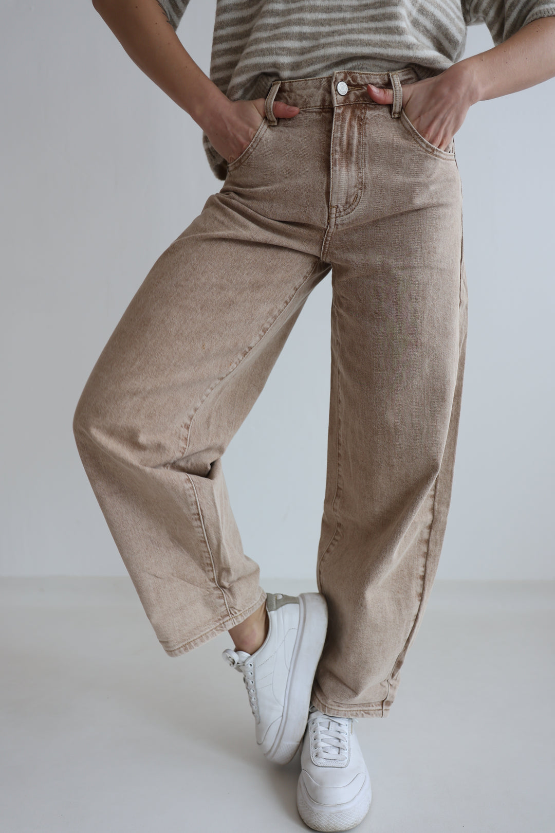 Barrel Fit Cocoa Shades Jeans