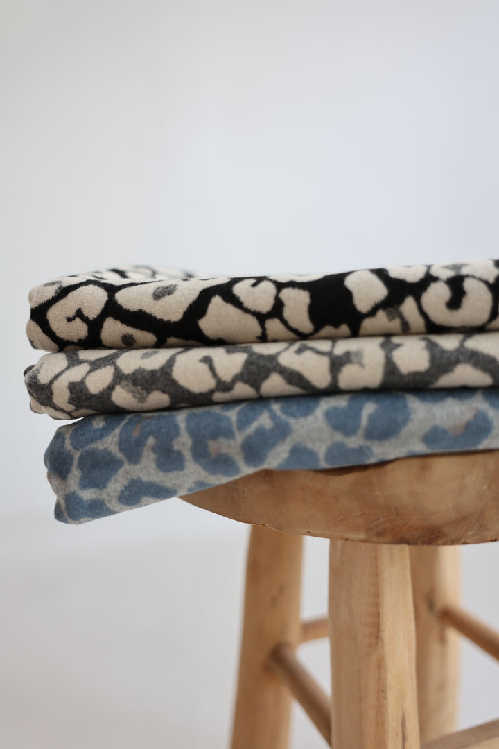 Langer Schal Wild Muse