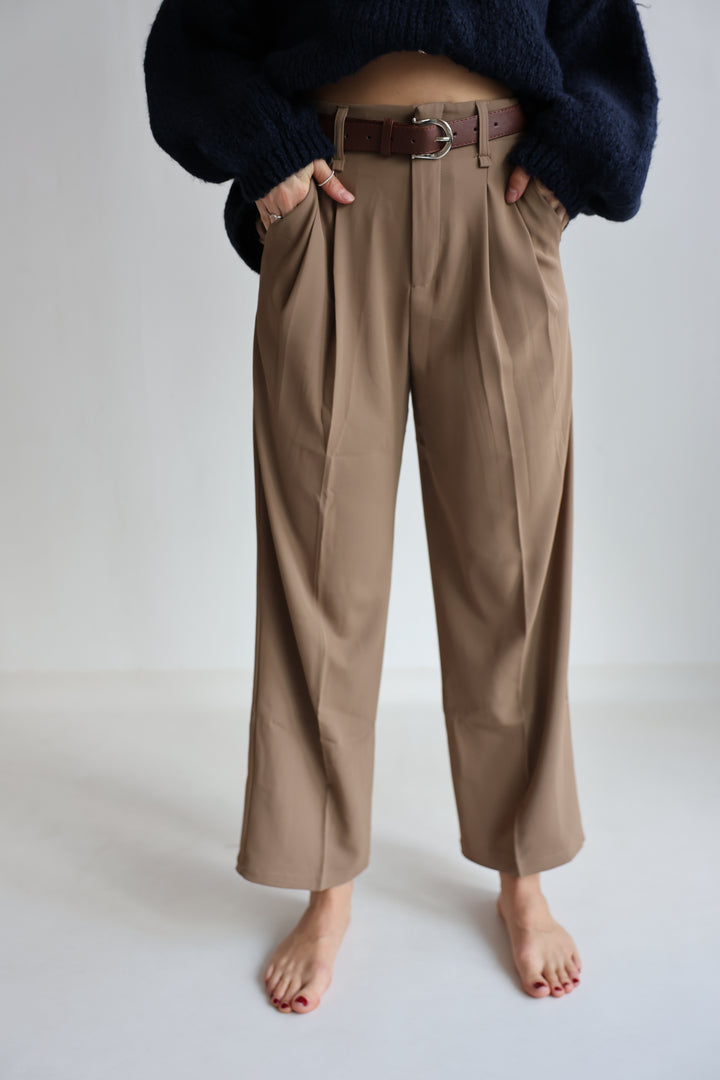 Bundfaltenhose mit Gürtel Anna