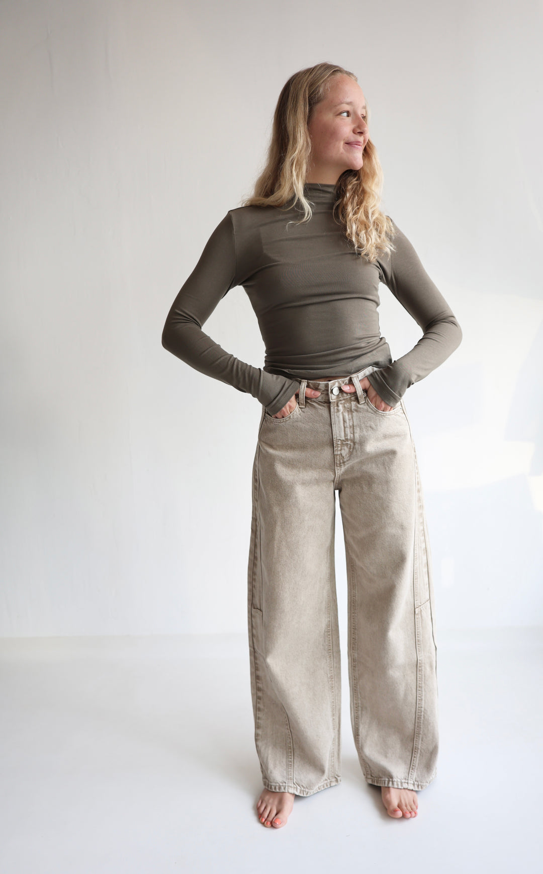 Relaxed Barrel Fit Jeans Juna