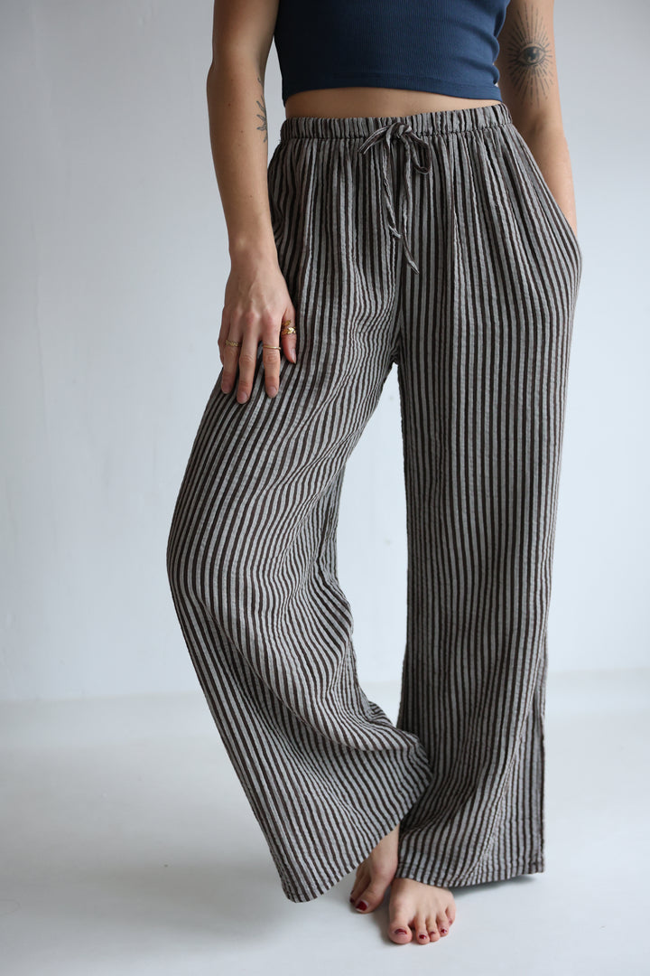 Lange Musselinhose mit Streifen Little Lines