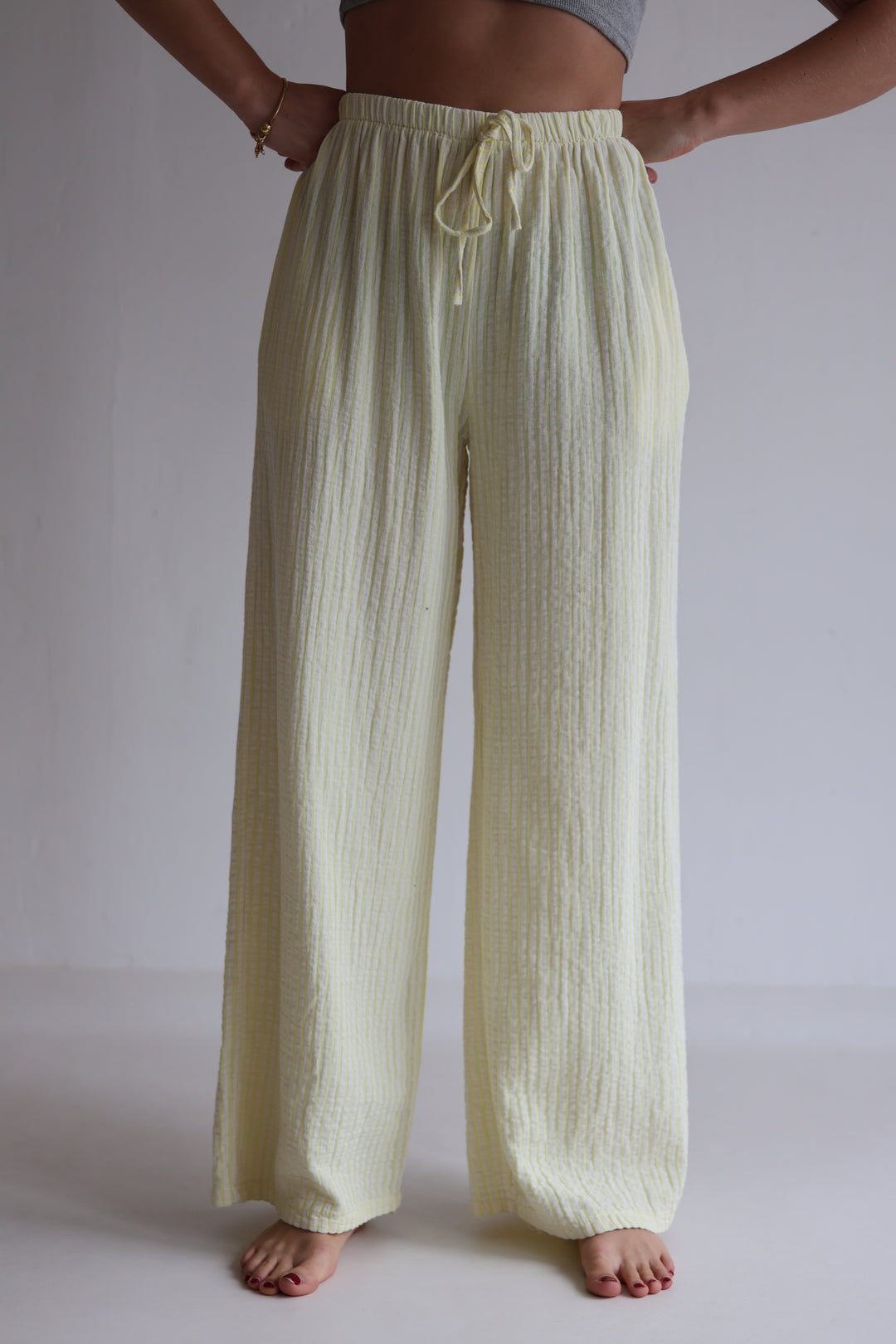 Lange Musselinhose mit Streifen Little Lines