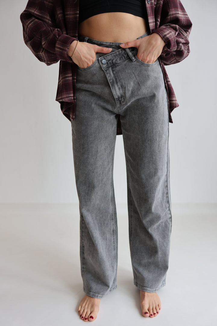 Asymmetrische Straight Fit Jeans Daria