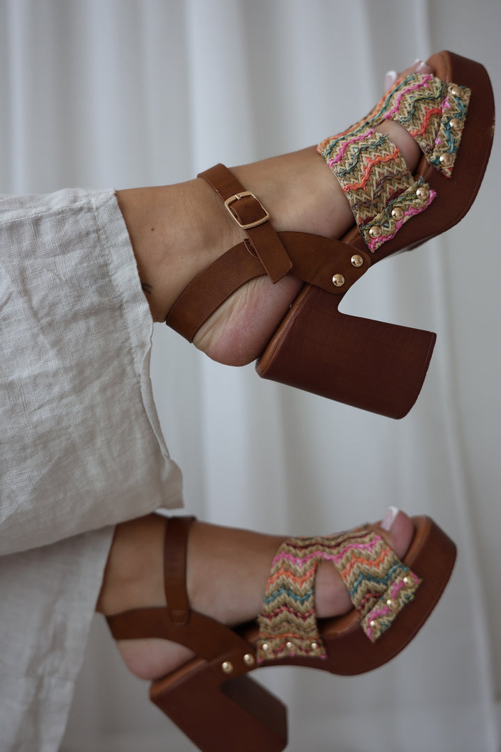 Plateau Sandale aus Leder Amber