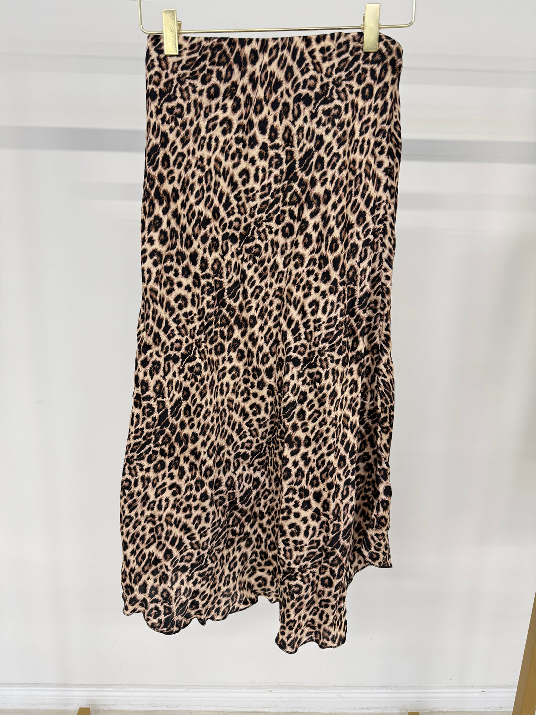 SATINROCK MIT LEOPRINT LINA (B-WARE)