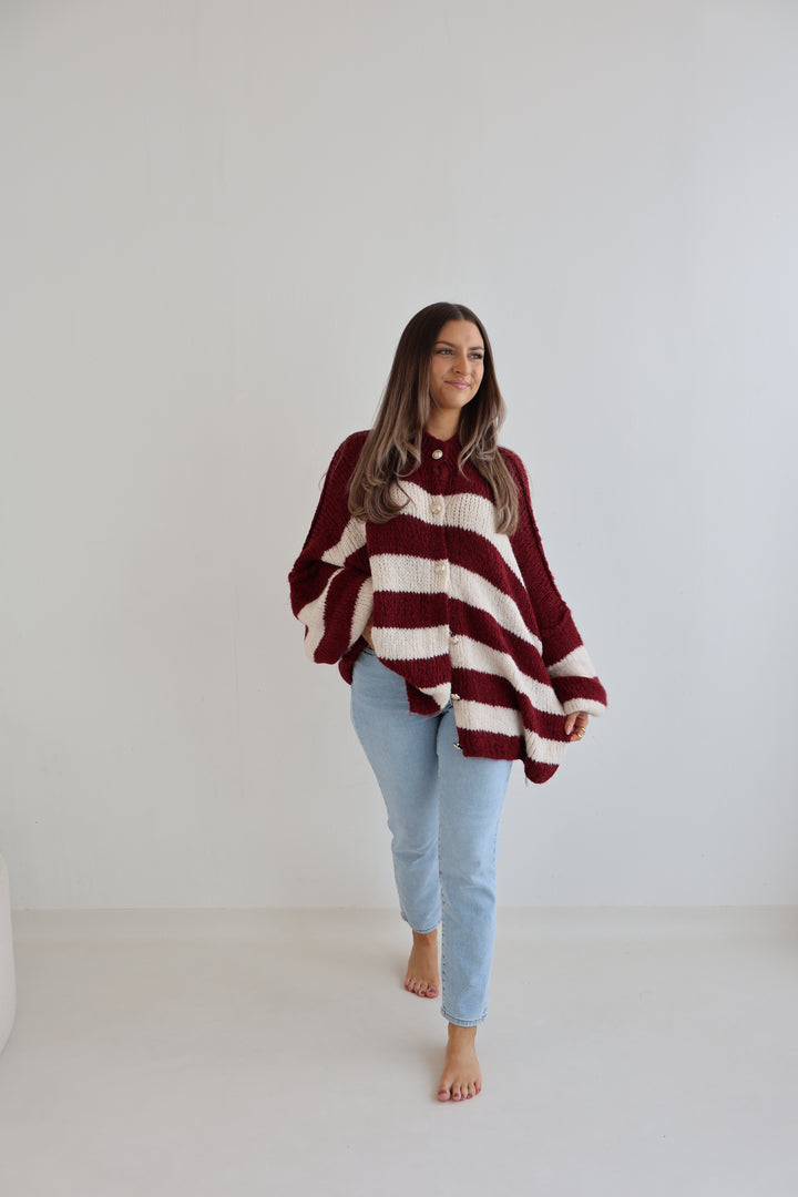 Gestreifter Cardigan mit goldenen Manschettenknöpfen Claire