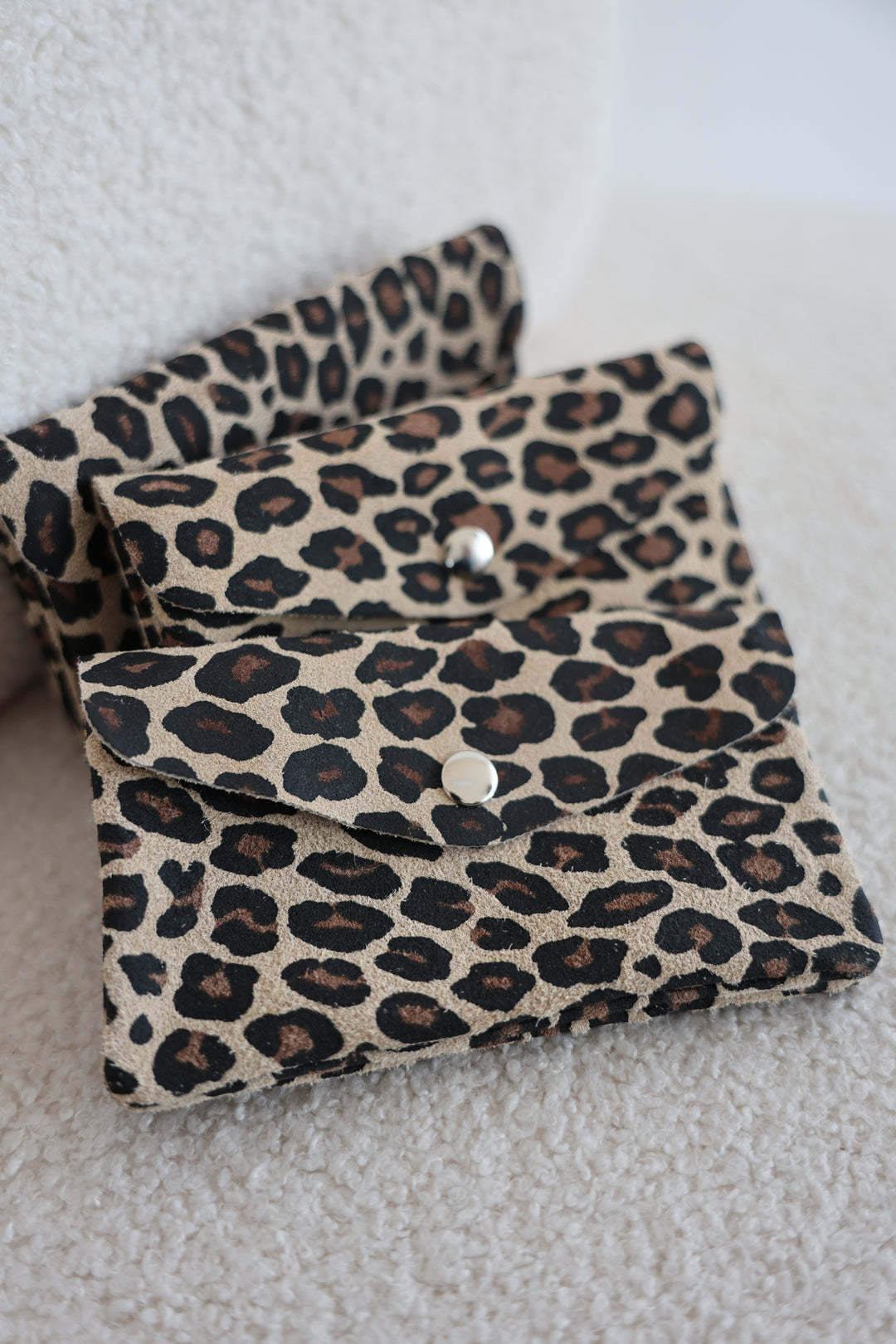 Medium Wallet mit Leoprint
